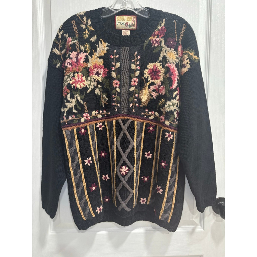 Crystal-Kobe Vintage Floral Embroidered Crew Neck 90’s Sweater, Womens Medium